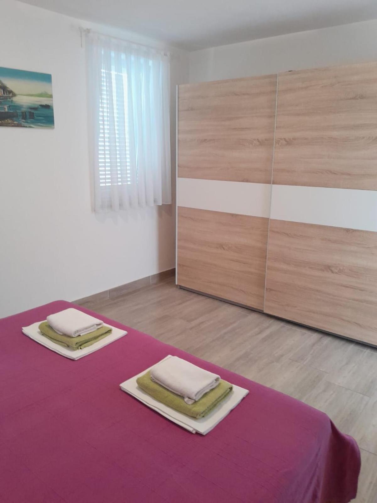 Apartment Mikic Cunski Ngoại thất bức ảnh