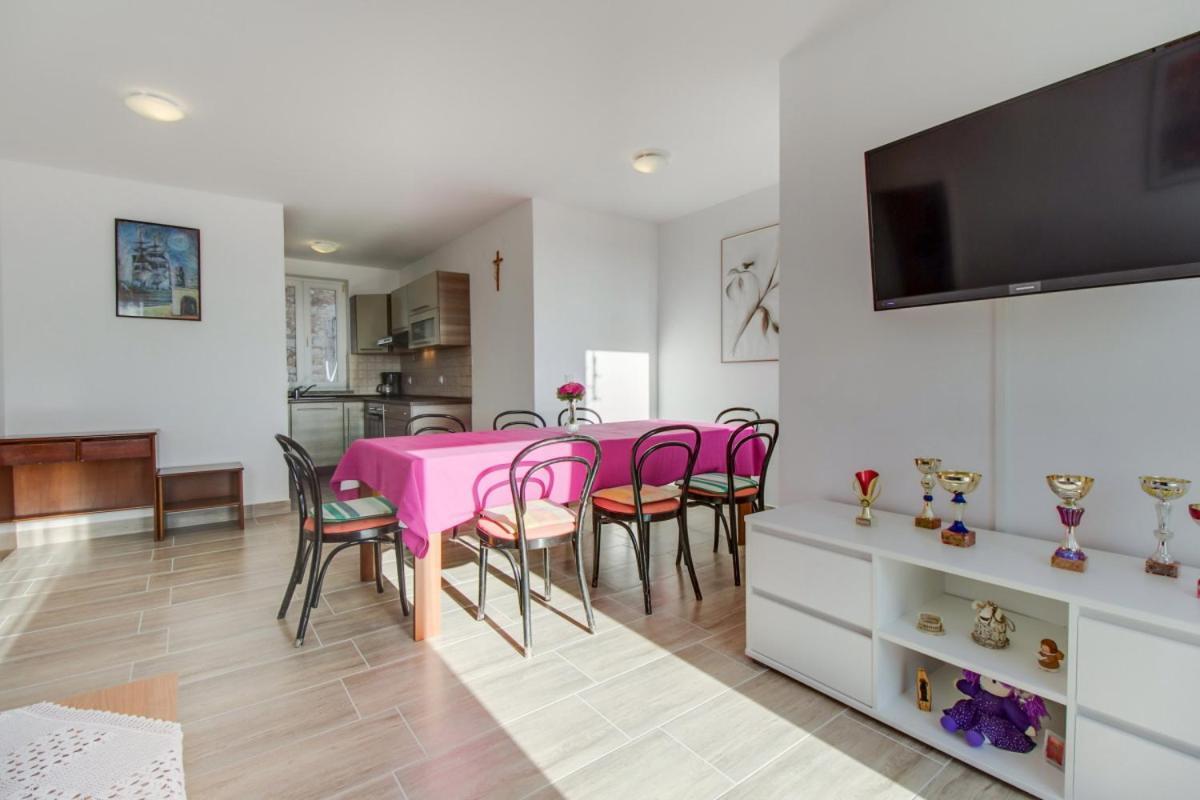 Apartment Mikic Cunski Ngoại thất bức ảnh