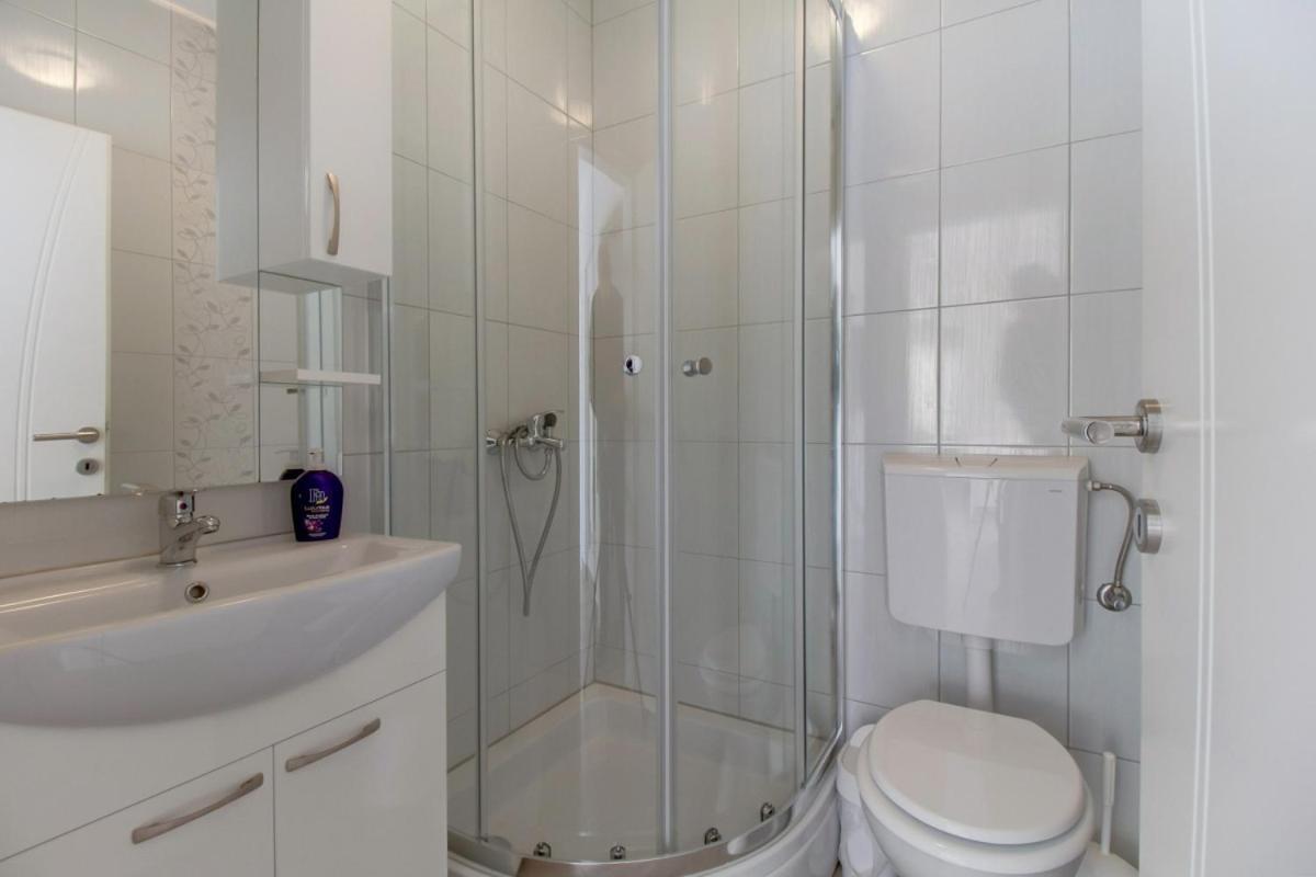 Apartment Mikic Cunski Ngoại thất bức ảnh